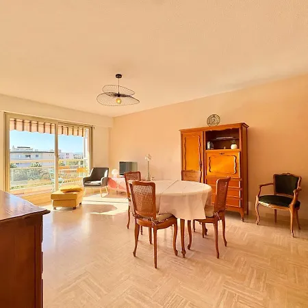 T3 Piscine, Parking, Proche Des Plages * Saint-Raphael (Var)