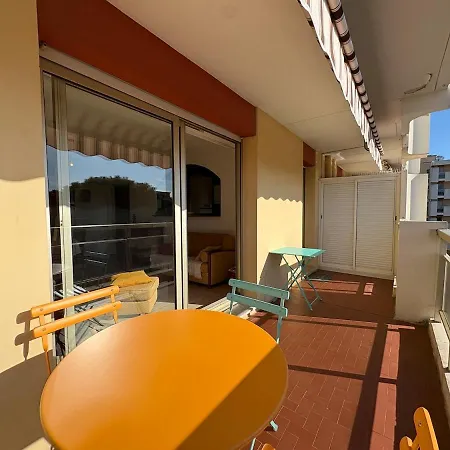 T3 Piscine, Parking, Proche Des Plages Apartment Saint-Raphael (Var)