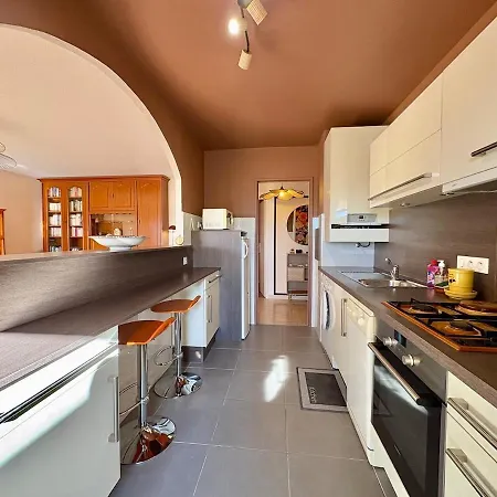 T3 Piscine, Parking, Proche Des Plages Apartment Saint-Raphael (Var)